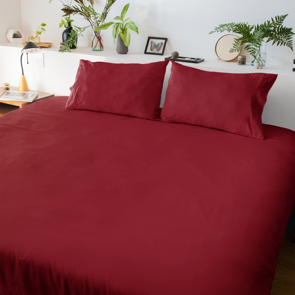 COPY - Bed Sheet Set Euro Concept Burgundy Color Queen Size
